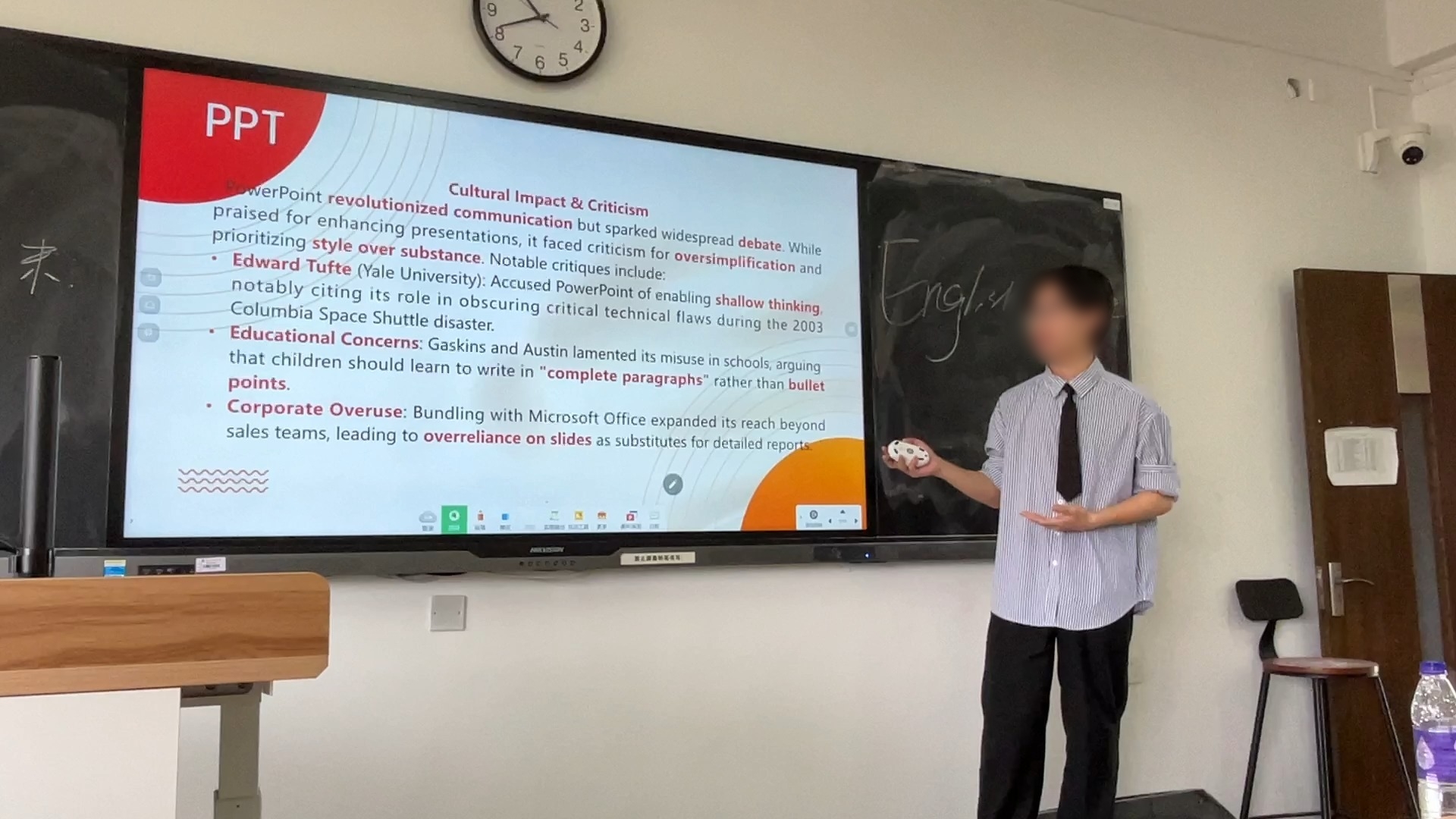 Q5-2-PPT演讲-人物脸部打码后.jpg 